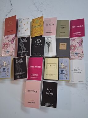 Assorted Designer Fragrance Sample Pack - Mixed Colors